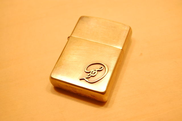 ロゴ入りzippo